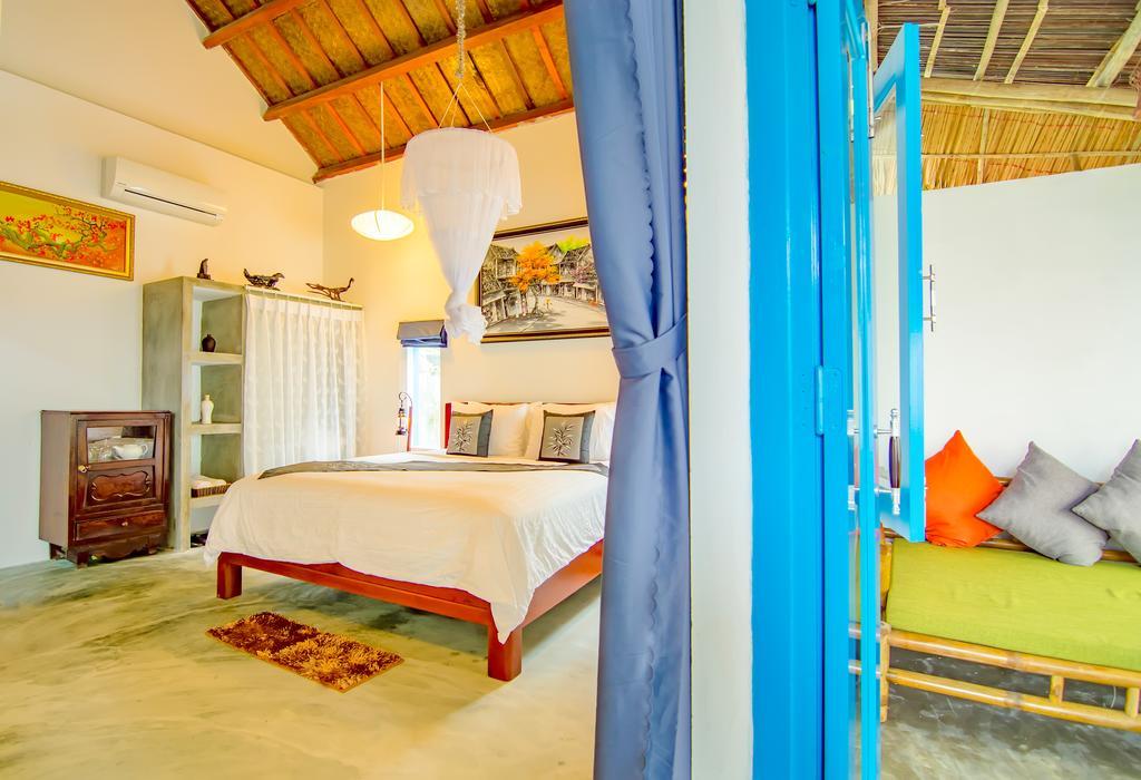 Local Beach Homestay Hoi An Bagian luar foto