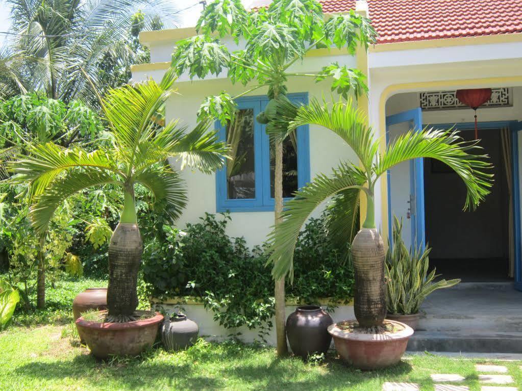 Local Beach Homestay Hoi An Bagian luar foto